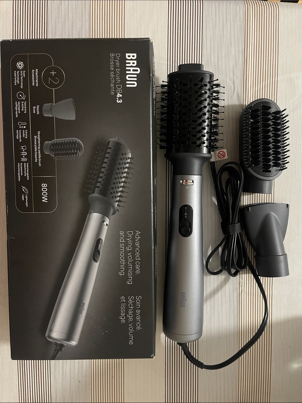 Silver Men's 800W Multi-Function Hair Styler & Dryer Brush